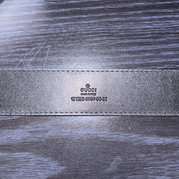 Black Gucci Belt - Picture 2 of 3